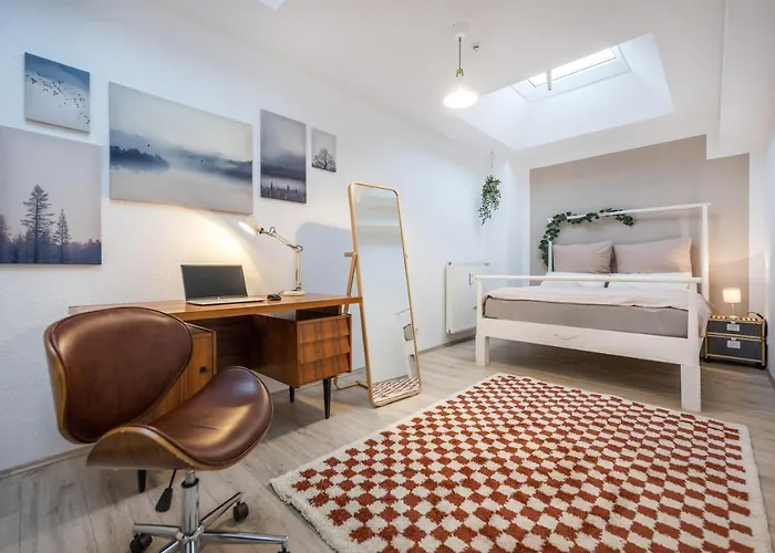 Apartment 140qm 3br - Central, Cozy And Stylish *