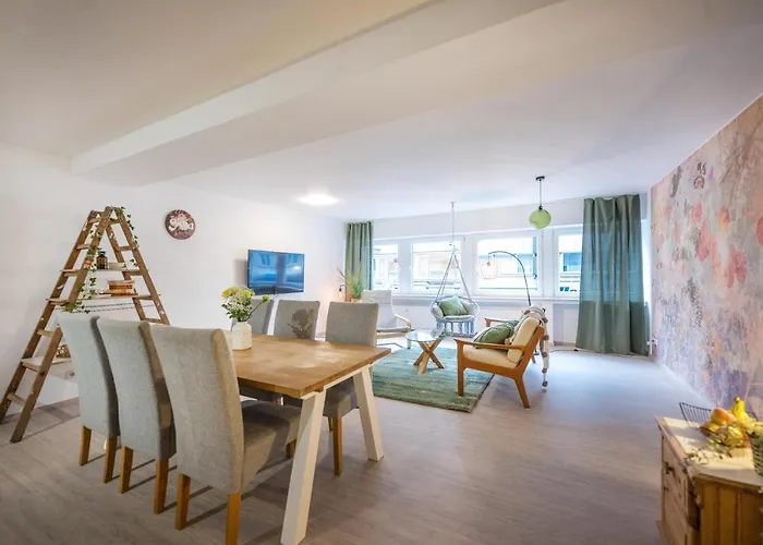 140qm 3br - Central, Cozy And Stylish *